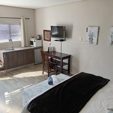Urban Manor Bed and Breakfast Port Elizabeth Exteriör bild