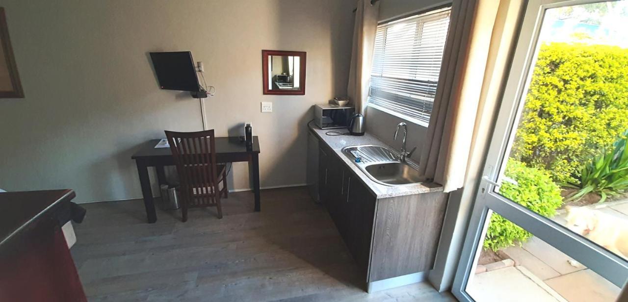 Urban Manor Bed and Breakfast Port Elizabeth Exteriör bild