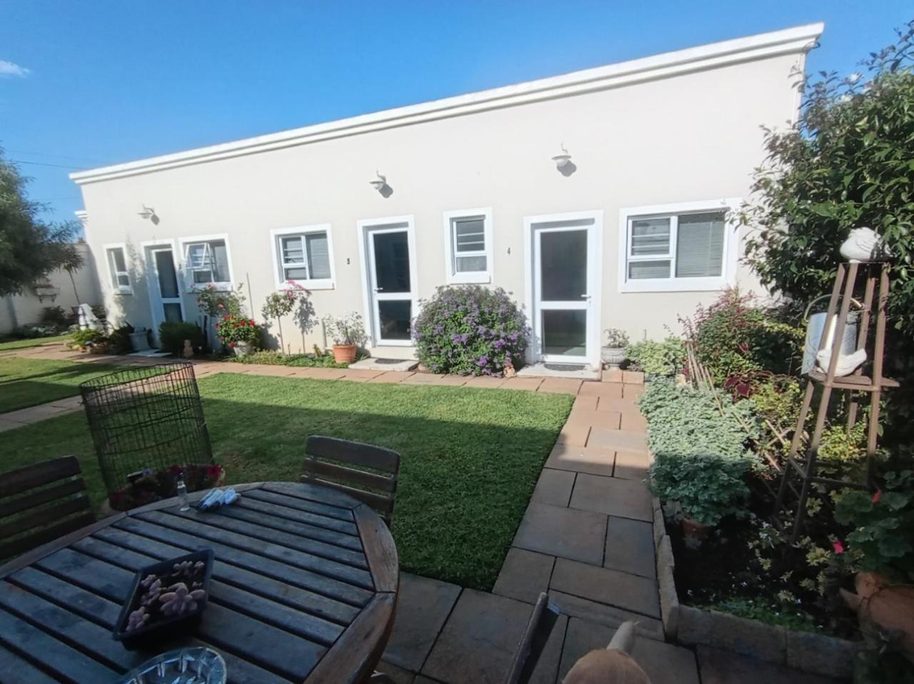 Urban Manor Bed and Breakfast Port Elizabeth Exteriör bild