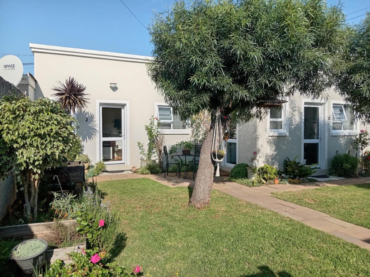 Urban Manor Bed and Breakfast Port Elizabeth Exteriör bild